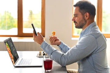 How Consumers Balance Convenience and Caution When Buying Supplements Online