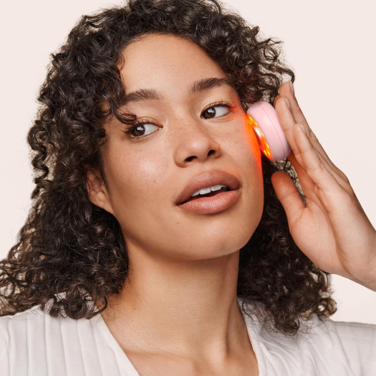 Solawave 2-in-1 Skincare Mini LED Red Light Device