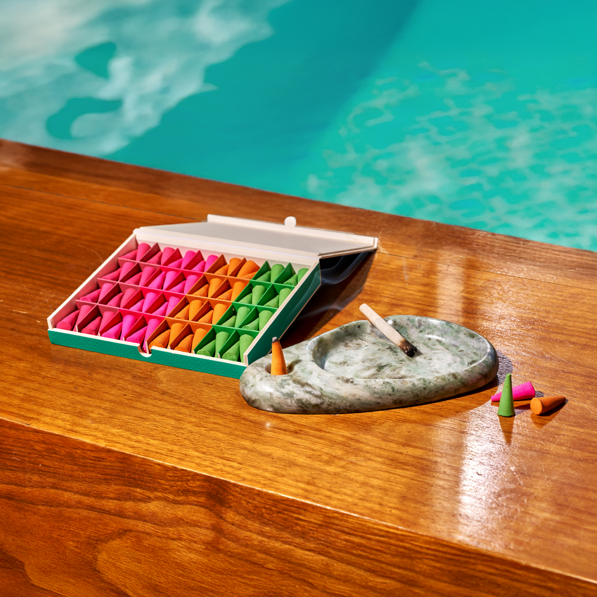 Seth Rogen Ripple HOUSEPLANT by ripple⁺ Ash and Scent Set (Curated by Seth Rogen)s ...
