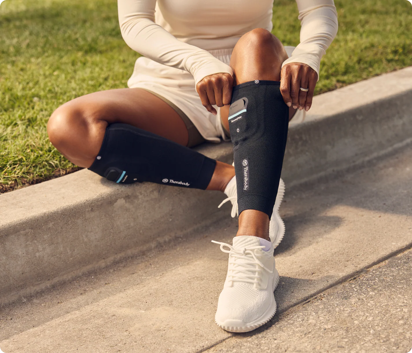 Therabody RecoveryPulse Calf Compression Sleeve
