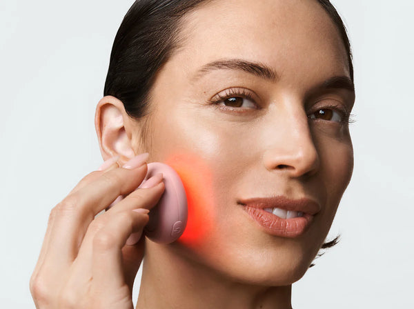Solawave 2-in-1 Skincare Mini LED Red Light Device
